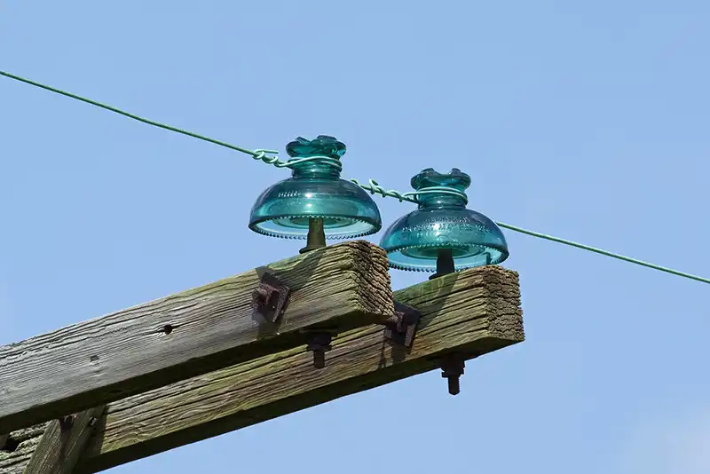 How to Select Electrical Insulator – The Ultimate Guide