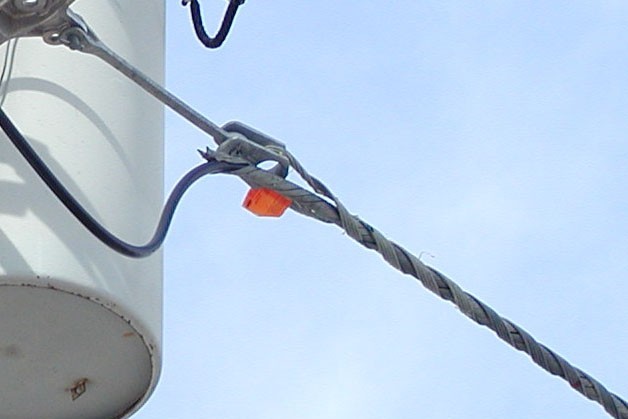 Preformed tension clamp used on tension tower