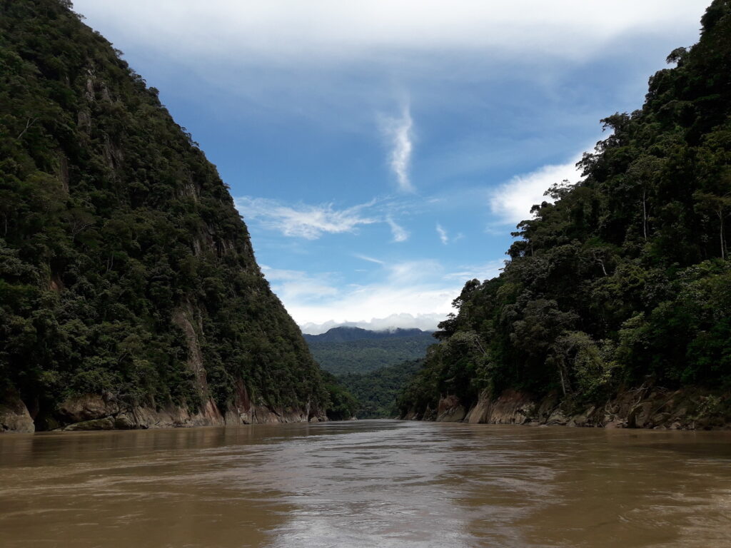 Bala Chepete dam in bolivia rising in water levels