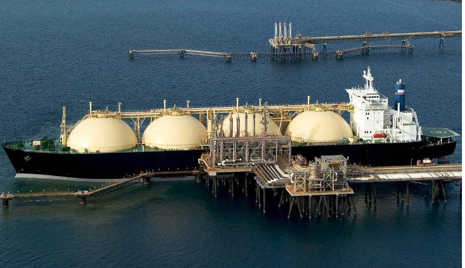 Liquefied natural gas export overseas