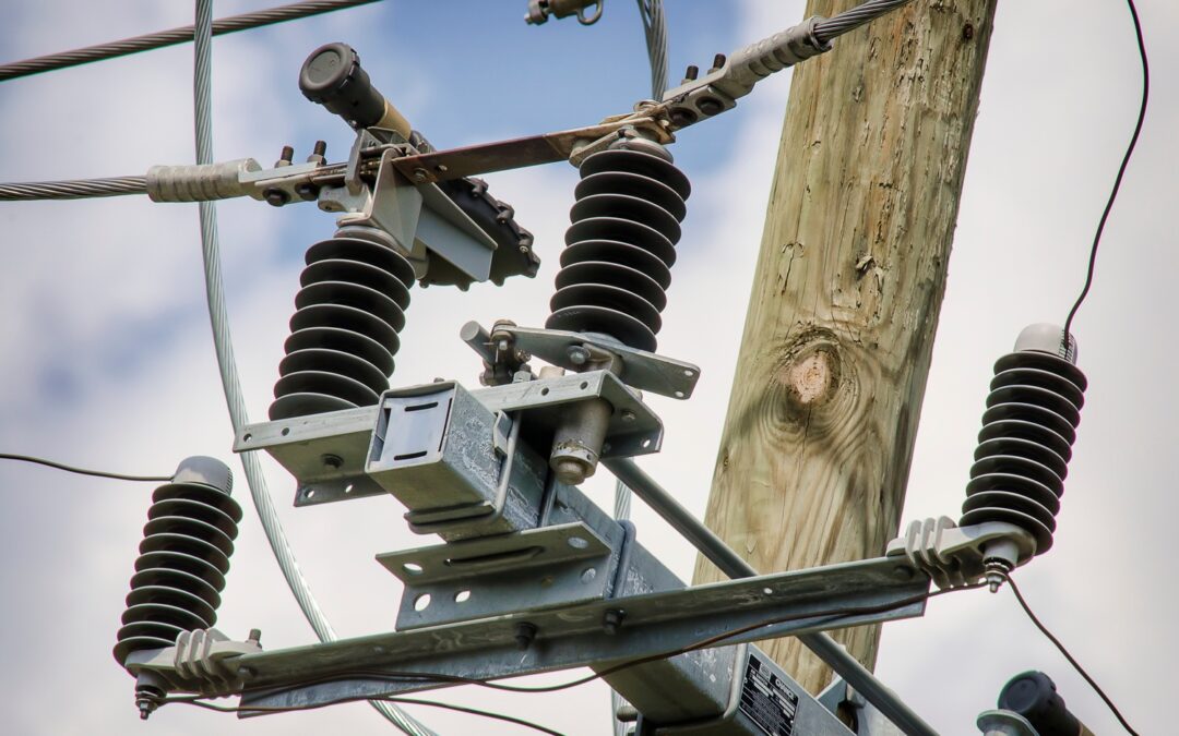 Distribution Arresters: Grid-Tied System Protection