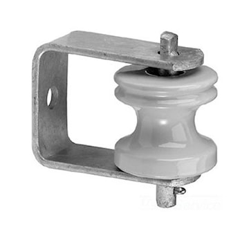 Slotted clevis for quicker installation