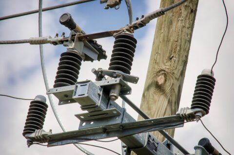 Distribution Arrester Guide for Overhead Networks