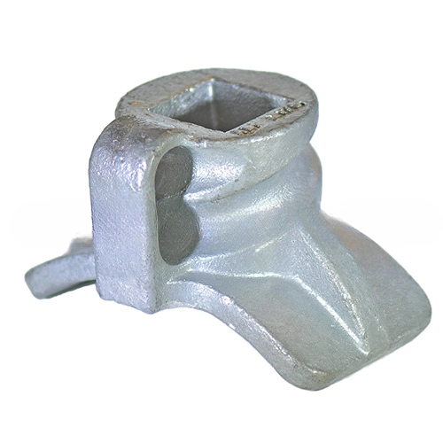 B-strand pole connector