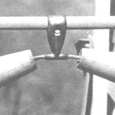Stockbridge damper showing dropped messenger wire
